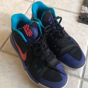 Men’s size 8 Nike Kyrie 3 last year model (2018)